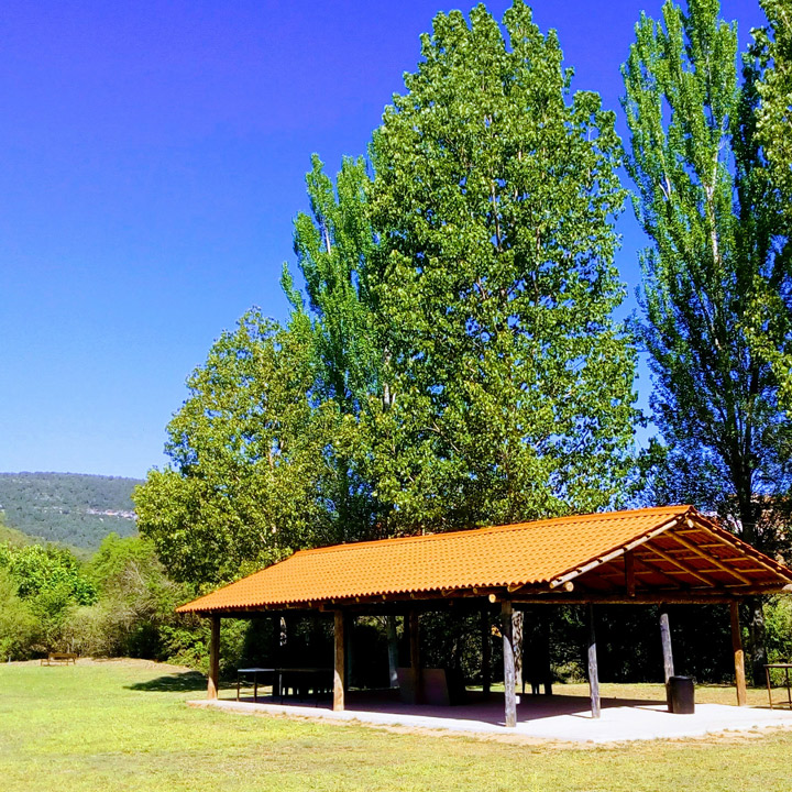 Área de Autocaravanas y Albergue La Cañadilla photo 4