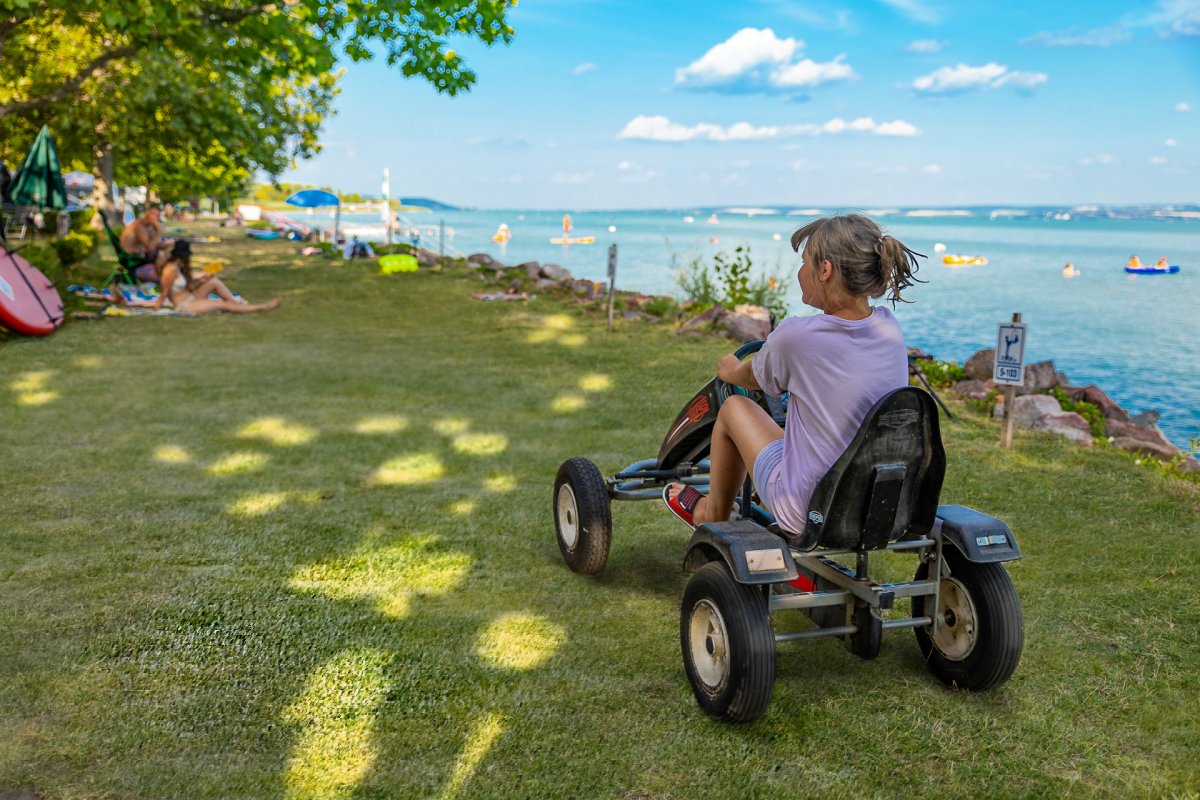 Balatontourist Strand-Holiday Camping photo 3