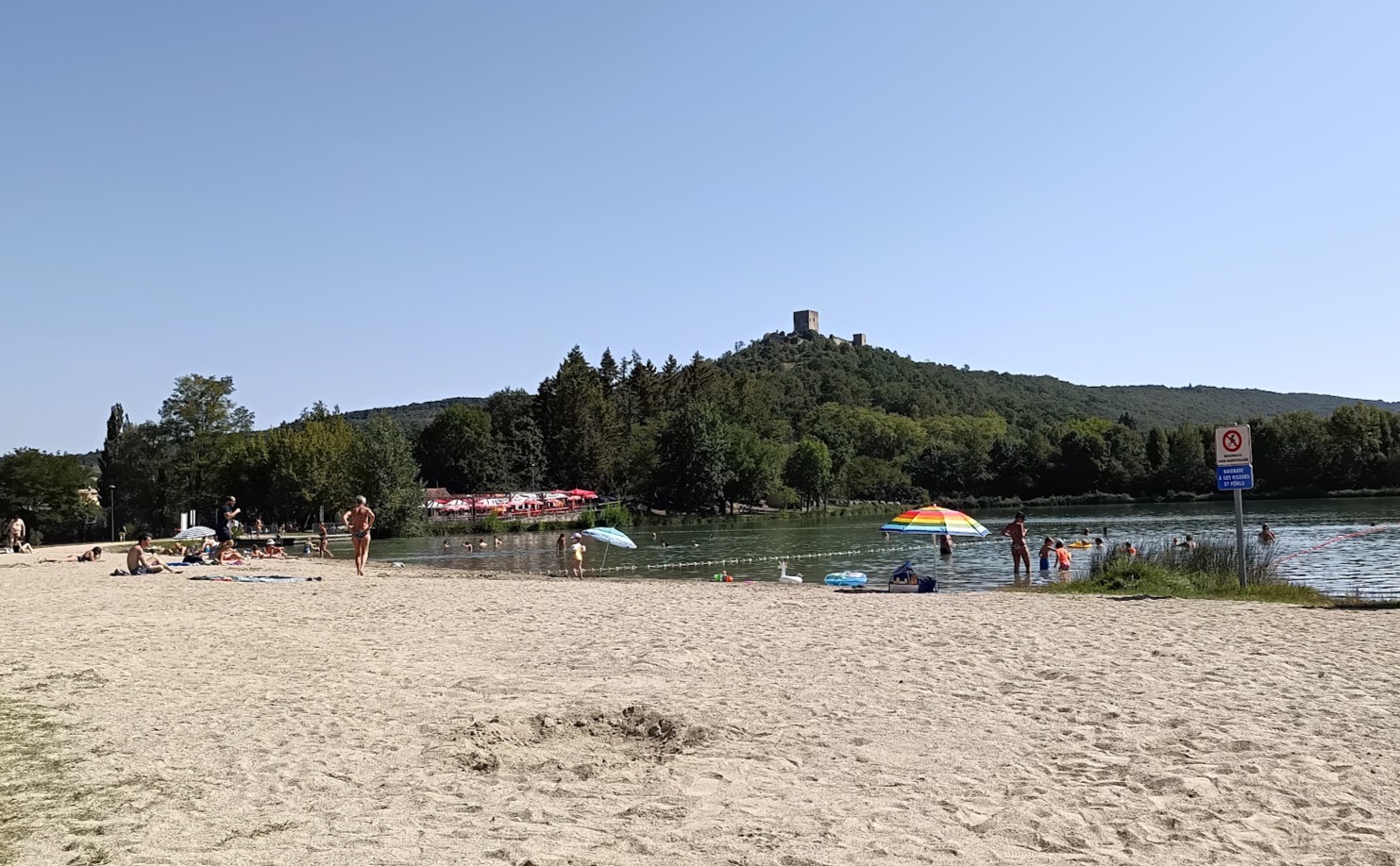 Camping du Lac de Fontclaire photo 3