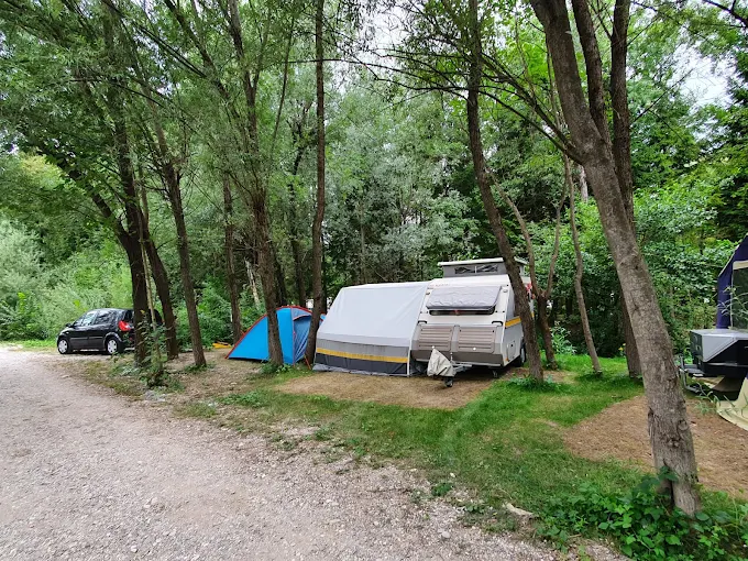 Kamp Menina photo 2